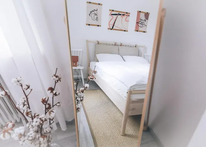 Apartma Ella's Castle View