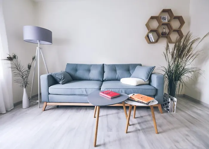 Ella's Castle View *